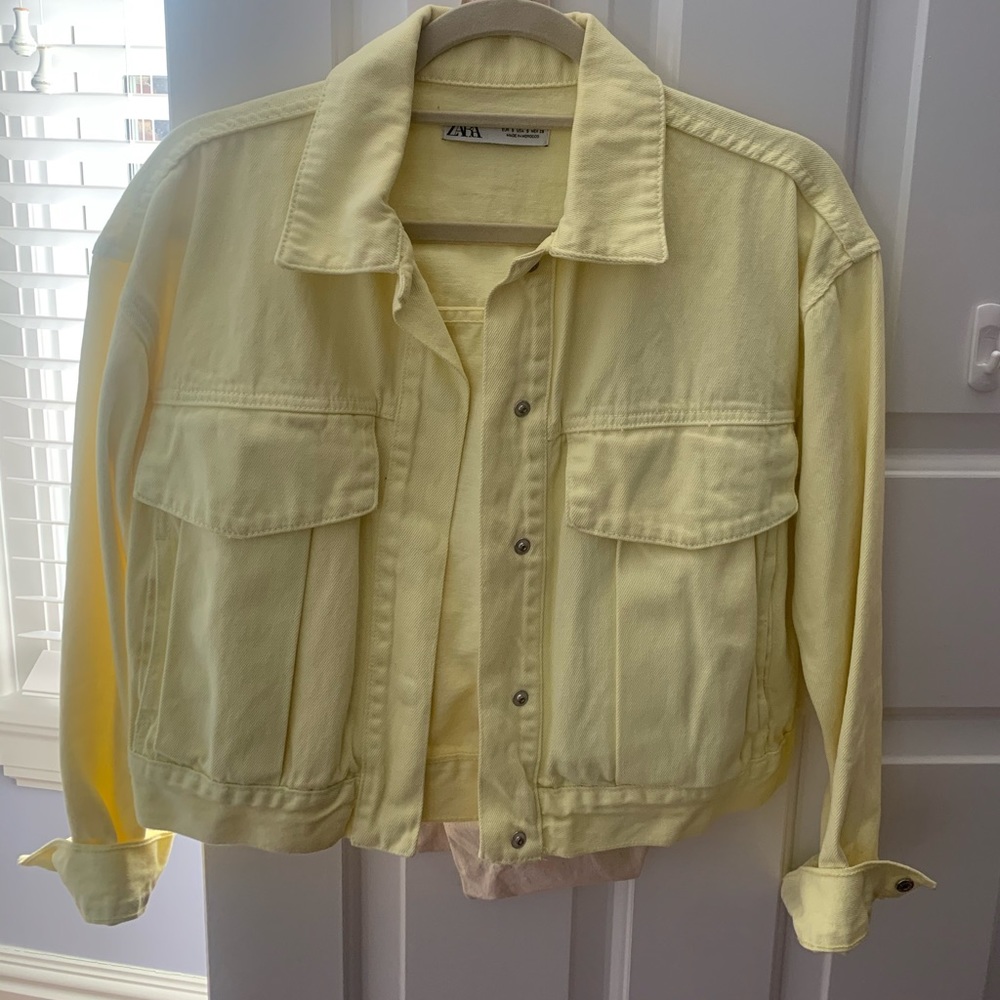 Zara Pastel Yellow Denim Jacket